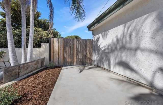 251 Sandstone Gallery 2