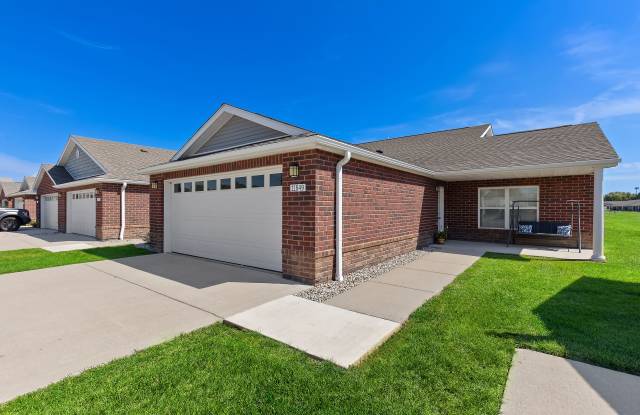 Redwood Southgate photos photos