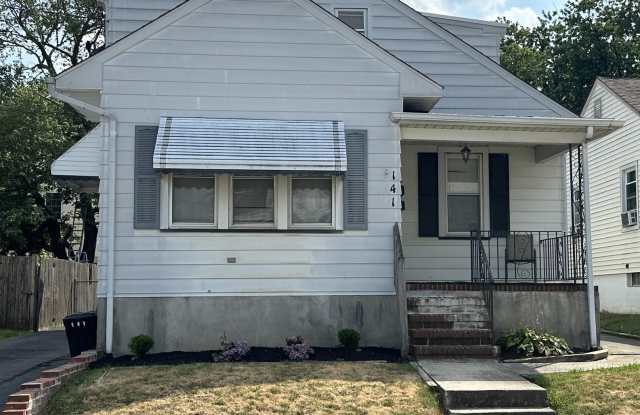 141 GREENLAND AVENUE - 141 Greenland Avenue, Mercer County, NJ 08638