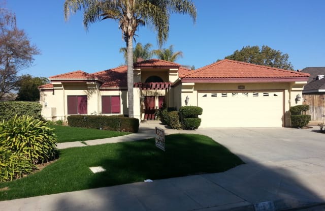 573 E. Mallard Circle - 573 East Mallard Circle, Fresno, CA 93730