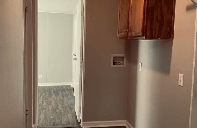 1800 N Live Oak St # 12 - 1800 North Live Oak Street, Rockport, TX 78382