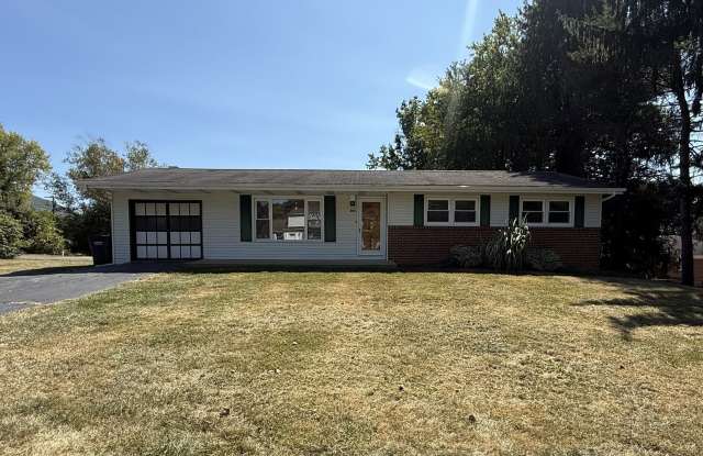 Three Bedroom Ranch photos photos