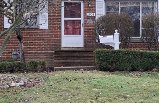 2903 Center Drive photos photos