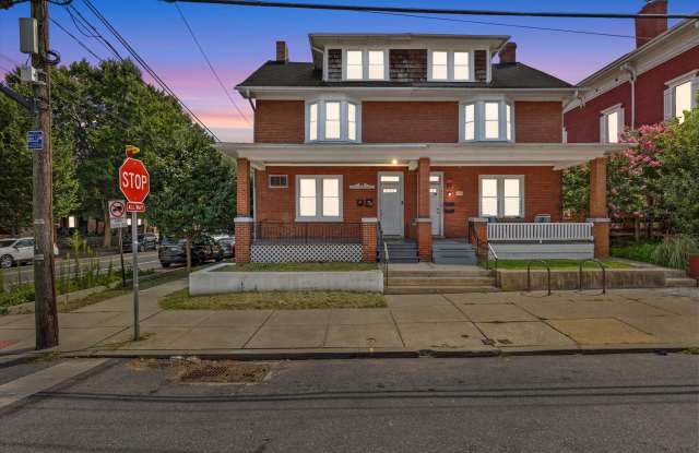 402 West James Street photos photos