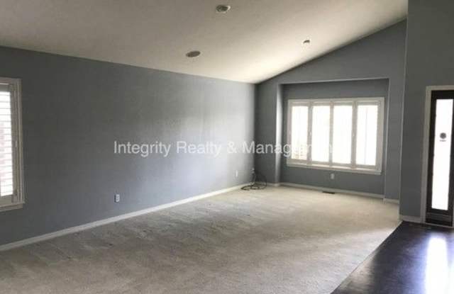10673 North Osceola Drive Gallery 3