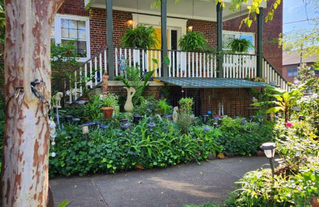 Awesome Large Studio near Courthouse photos photos