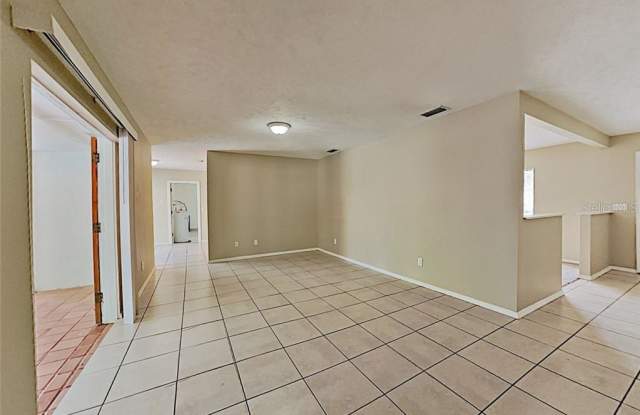 203 DONATELLO DRIVE Gallery 4