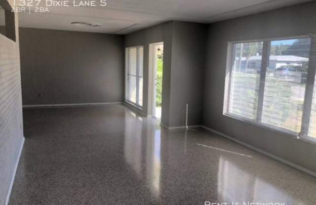 1327 Dixie Lane S Gallery 4