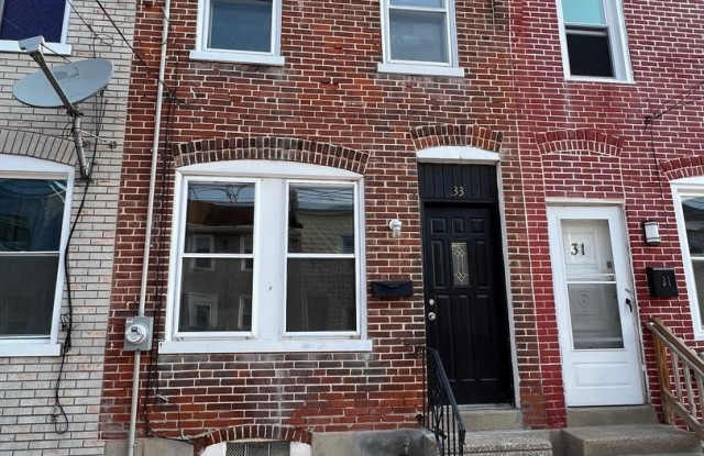 33 W FRONT STREET - 33 West Front Street, Bridgeport, PA 19405