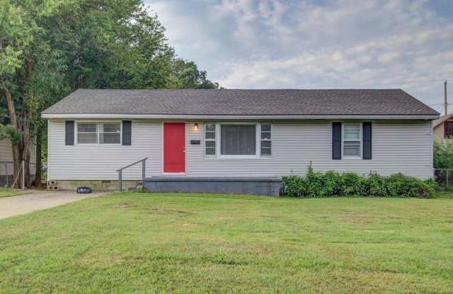 Available Now! 3 Bed / Bath Large Backyard! Price drop! photos photos Available Now! 3 Bed / Bath Large Backyard! Price drop! photos photos