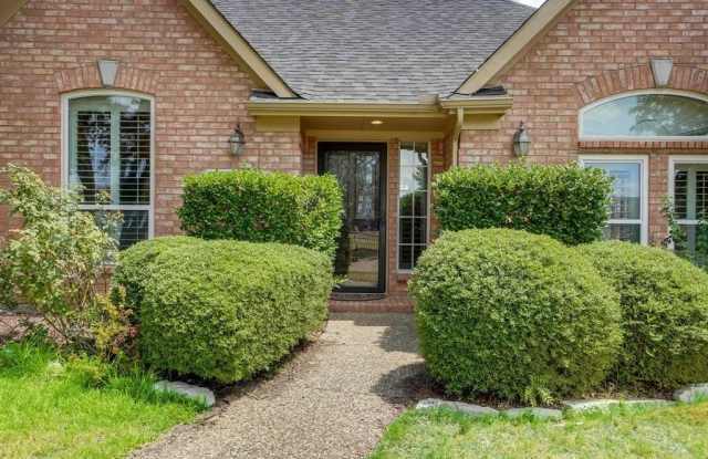 1052 Village Parkway Gallery 4