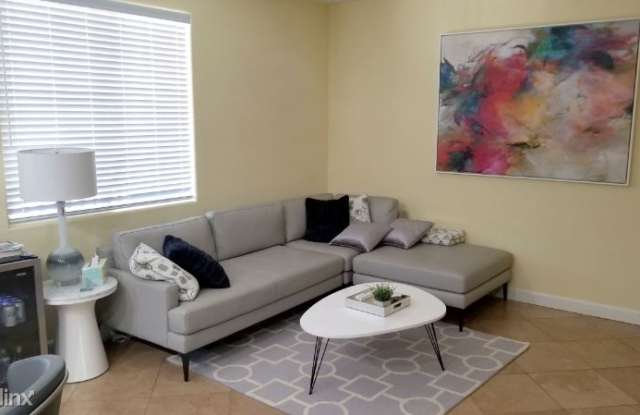13325 Via Tresca Unit 7 - 13325 via Tresca, San Diego, CA 92129