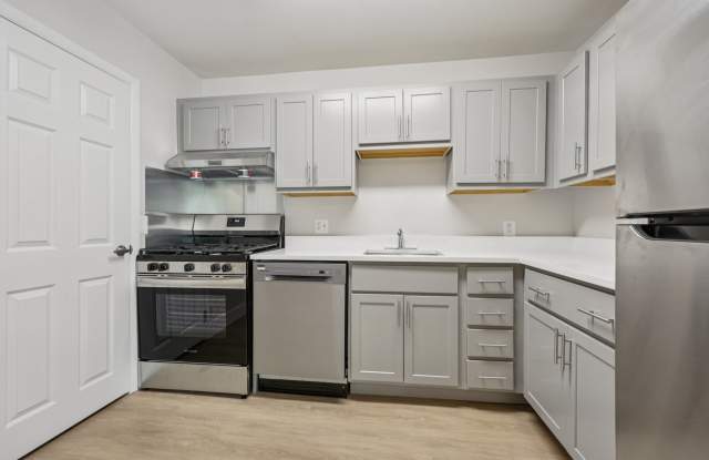 Lafayette Apartments Gallery 4