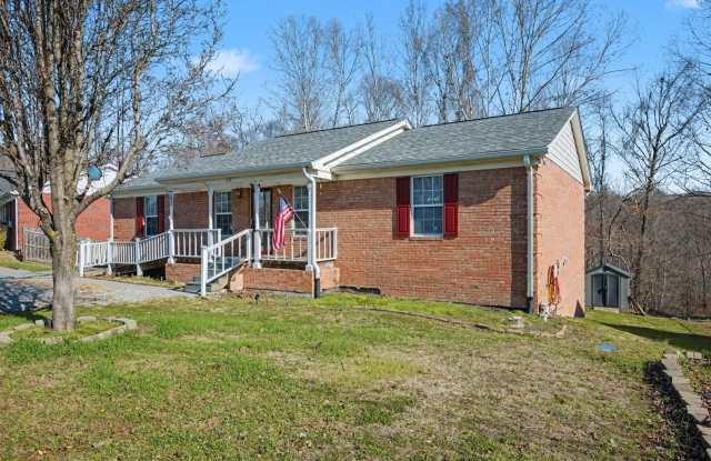 Spacious 3 Bedroom Home in Ashland City! photos photos