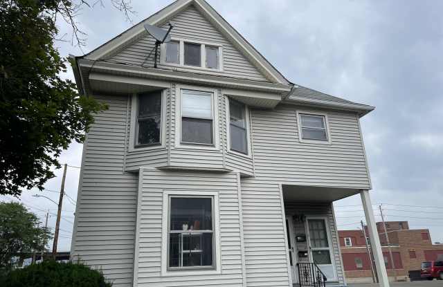 614 Park Place - 2 photos photos
