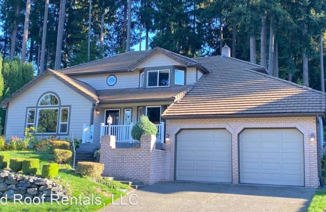 2302 37th Ave SE - 2302 37th Avenue Southeast, Puyallup, WA 98374