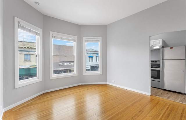 2318 Santa Clara Ave #G - 1 bedroom | 1 bath | Upper unit photos photos