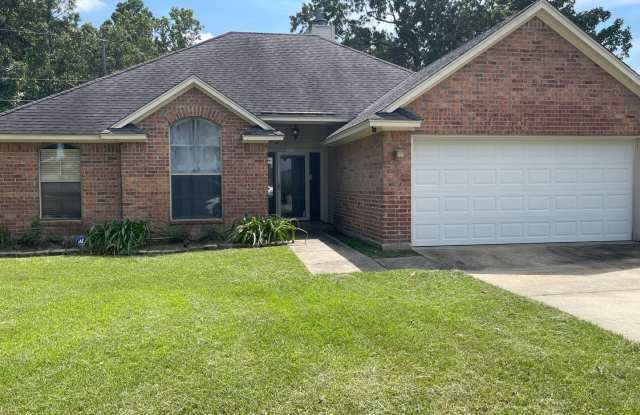 LAKEVIEW IN HIDEAWAY HARBOR - 3650 Lakeside Drive, Shreveport, LA 71119