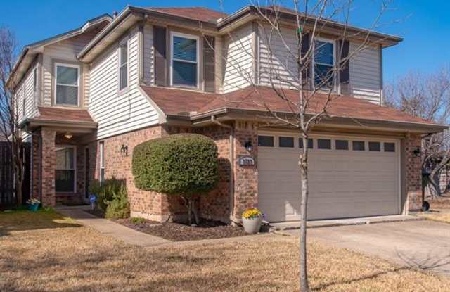 3723 Clover Hill Lane - 3723 Clover Hill Ln, Carrollton, TX 75007