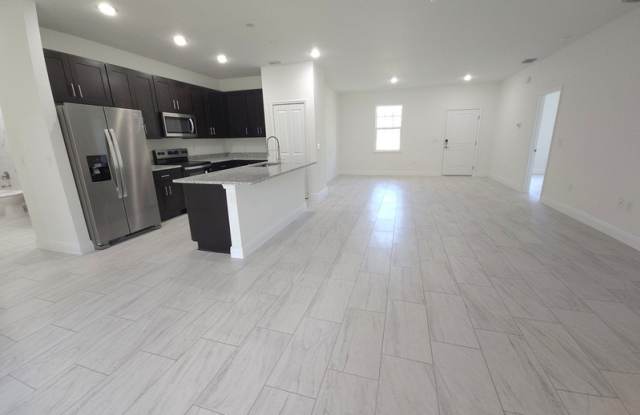 9841 N Sistine Ter Gallery 3