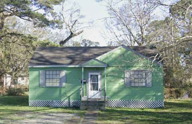 5818 Breckenridge Avenue (2 Bed/1 Bath) photos photos