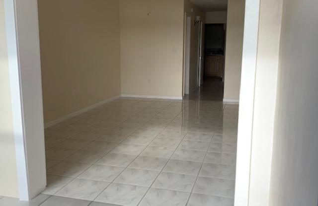 19080 Northeast 3rd Court - 306Apt 306 Gallery 4