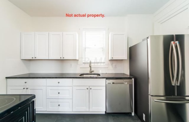 448 E Tompkins Street - 448 East Tompkins Street, Columbus, OH 43202