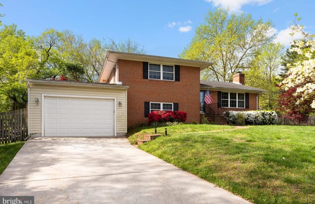 6821 BROYHILL STREET - 6821 Broyhill Street, McLean, VA 22101
