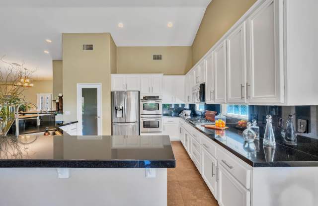 45607 Pelican Hill Court Gallery 4