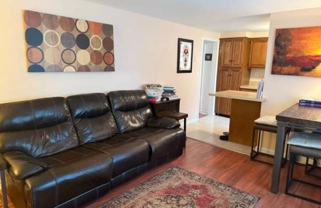 522 Lincoln Park East photos photos