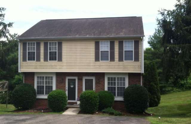 2 Bedroom Duplex Townhouse off Wards Ferry Road photos photos