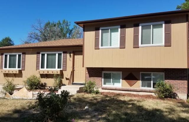 741 S Moline St - 741 South Moline Street, Aurora, CO 80012