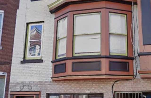 209 N 8th St Gallery 3