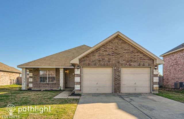208 Silver Spur Dr UNIT - 208 Silver Spur Drive, Waxahachie, TX 75165