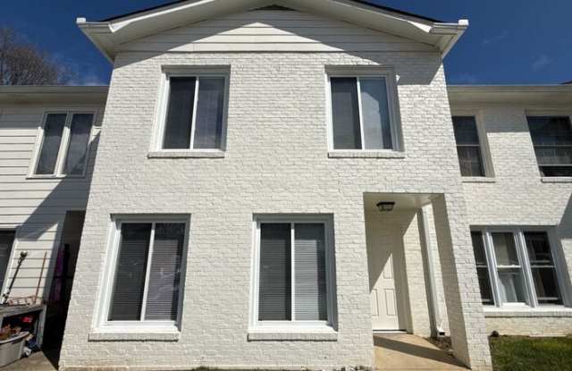 300 North Main Street photos photos