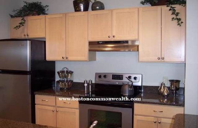 375 lynnfield Gallery 4