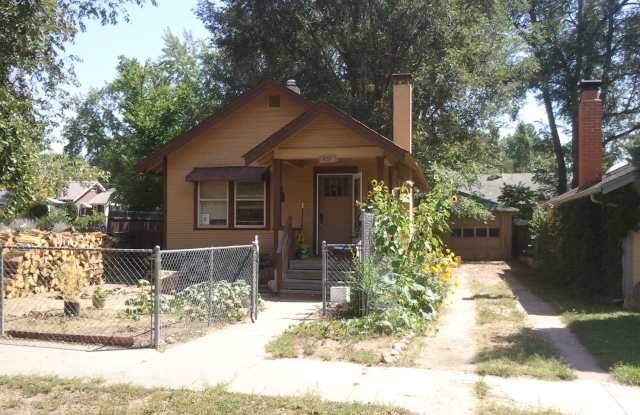 Charming Central Bungalow with Fireplace, Fenced Yard & Oversized Garage! photos photos Charming Central Bungalow with Fireplace, Fenced Yard & Oversized Garage! photos photos
