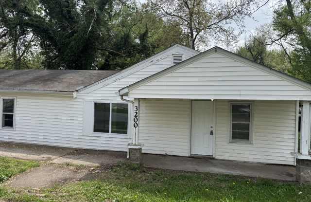 3200 Southeast Colorado Avenue photos photos
