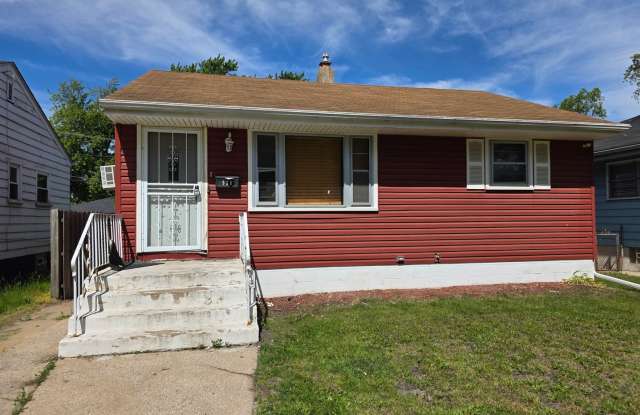 Home with finished basement and fenced in yard photos photos