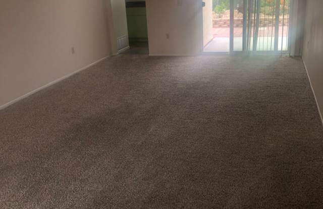 1376 Temple Heights Dr. Gallery 4