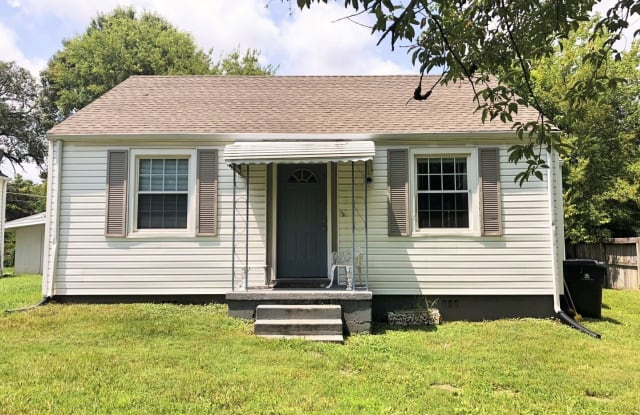 3919 Briargate Avenue - 3919 Briargate Avenue, Knoxville, TN 37919
