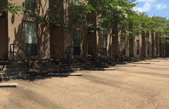 409 West Alabama Avenue photos photos