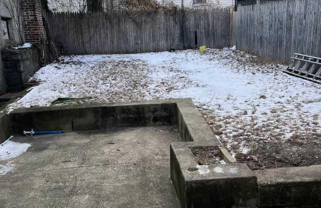 44 N Bond St photos photos
