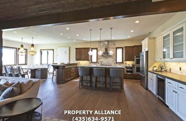 4014 Hidden Cove Road Gallery 3
