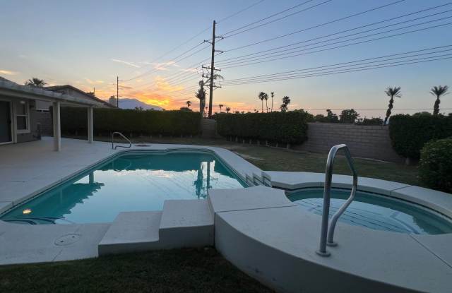Gorgeous 3 bedrooms, 2 baths in highly desired North La Quinta photos photos