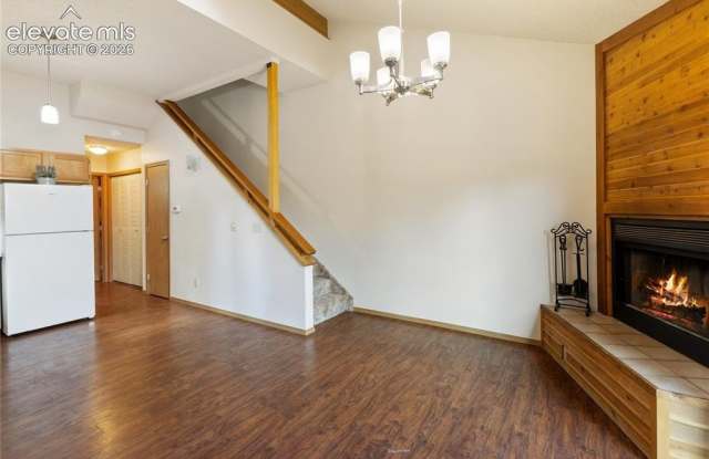 249 E Lake Avenue Gallery 3