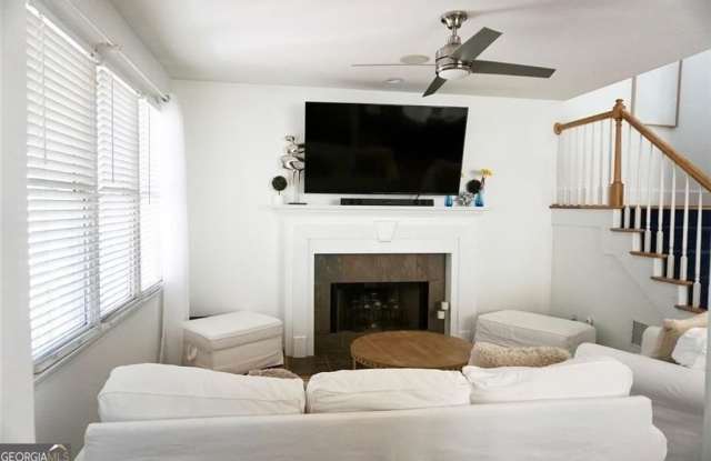 85 Hammock Place SE Gallery 2