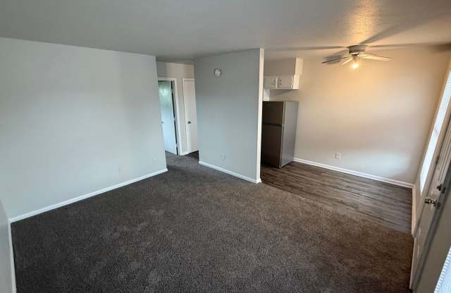 Discover Unmatched Convenience in a Prime Location in your 1 BR, 1BA Apartment! Hablamos Espanol! photos photos