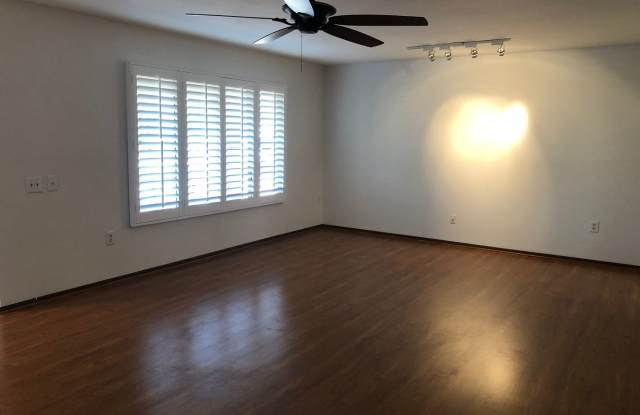12706 W Blue Bonnet Dr Gallery 4