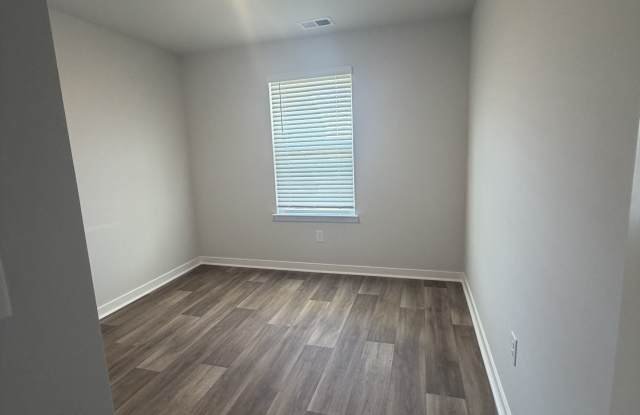 1429 King Oaks Loop Gallery 3